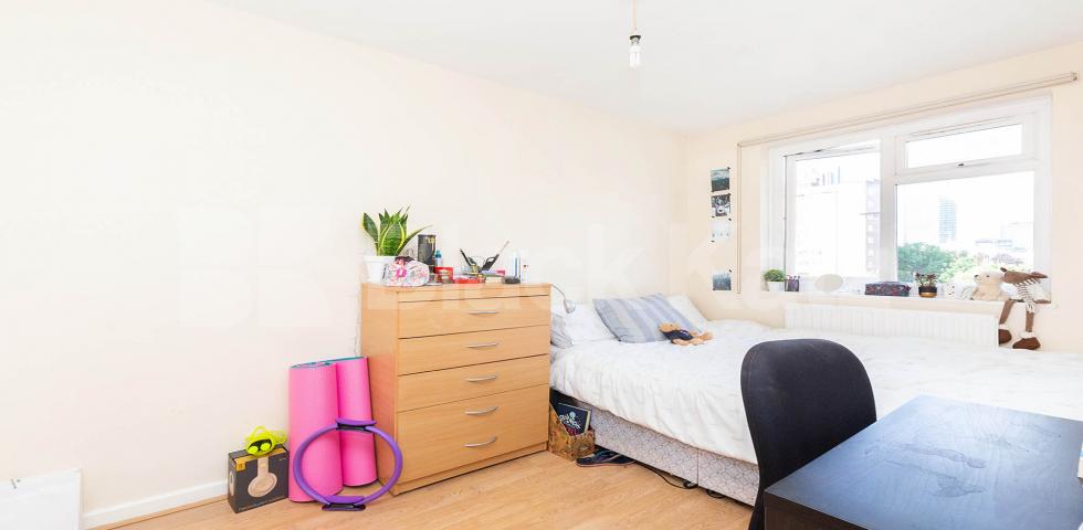 			PERFECT FOR 3 SHARERS!, 3 Bedroom, 1 bath, 1 reception Flat			 Cavendish Street, ANGEL N1